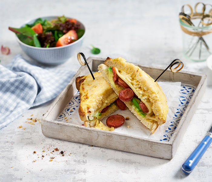 Croque Monsieur mit Chorizo und Avocado